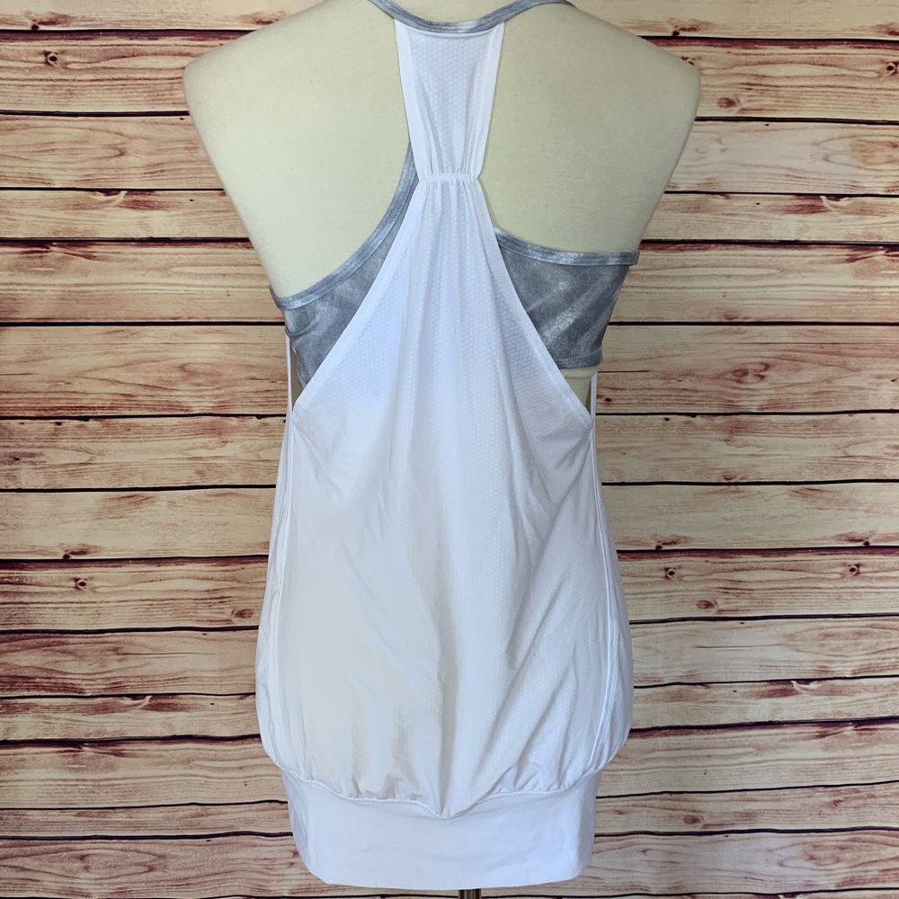 Lululemon Let It Loose Yoga Workout Tank, Size 6 - Picture 5 of 7